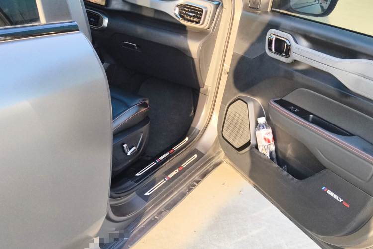 吉利汽车 吉利牛仔 2025款 1.5TD 趣野版局部细节9005