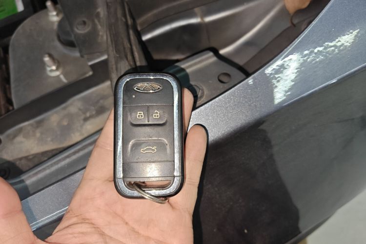 奇瑞 瑞虎8 2019款 1.6TGDI 自动精英型中控内饰11