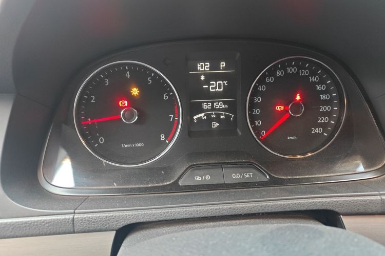 大众 朗逸 2013款 改款经典 1.6L 自动舒适版中控内饰14