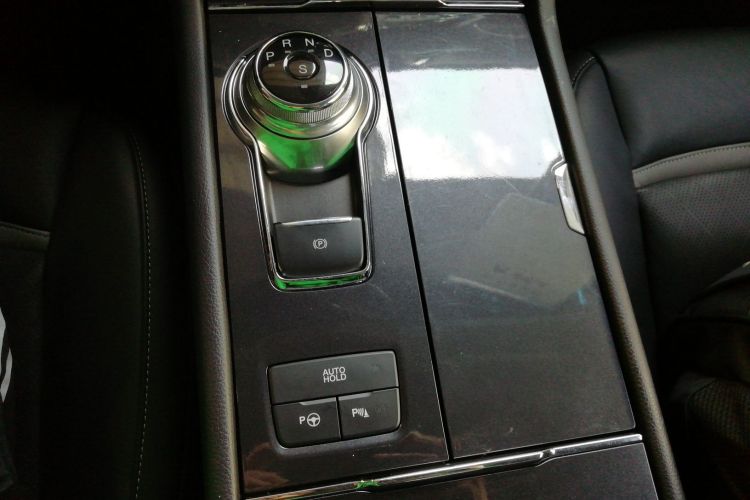 福特 金牛座 2015款 EcoBoost 245 至尊型局部细节18