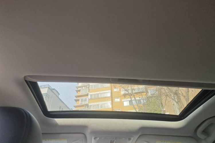 英菲尼迪Q50L 2018款 2.0T 舒适版 国VI中控内饰22