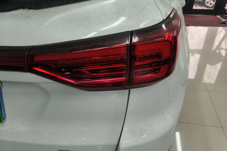 长安CS75 2023款 畅享版 1.5T DCT尊贵版车身外观9