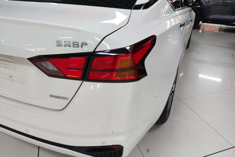 日产 天籁 2021款 2.0L XL 舒适版车身外观6006