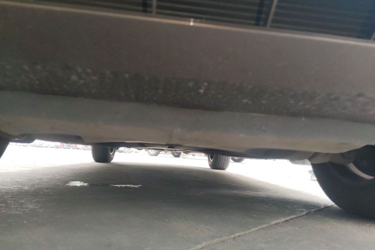 大众 途锐 2011款 3.0TDI 柴油标配型局部细节9008