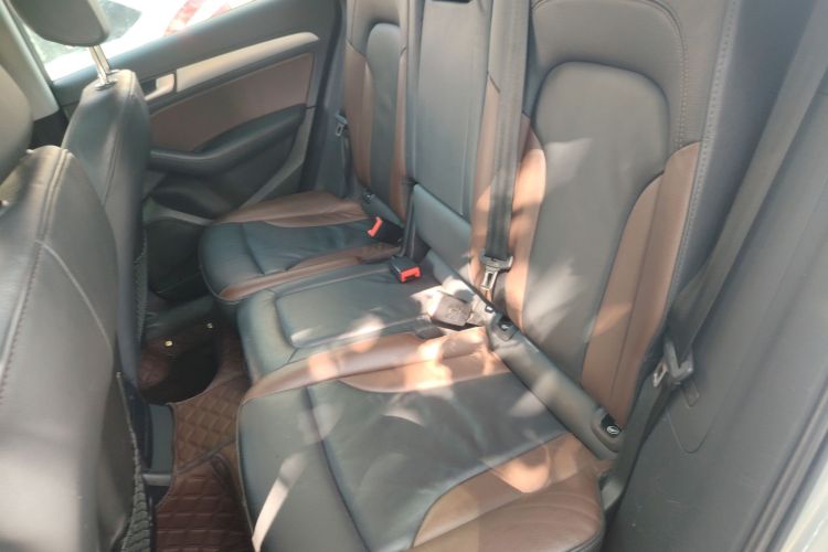 奥迪Q5 2017款 Plus 40 TFSI 技术型中控内饰21