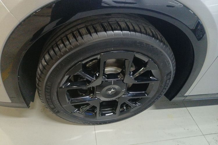 小鹏G7 2025款 702 超长续航 Max车身外观6001