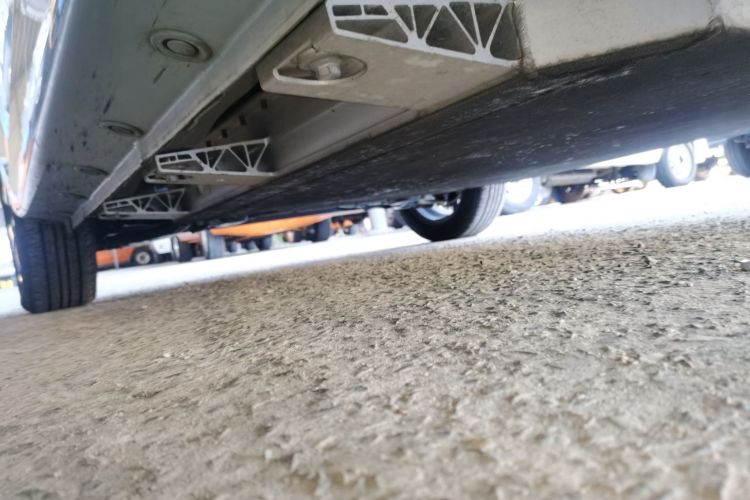 华晨新日i03 2021款 318km 31.45kWh局部细节9002