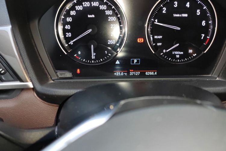 宝马X1 2019款 sDrive18Li 尊享型中控内饰15