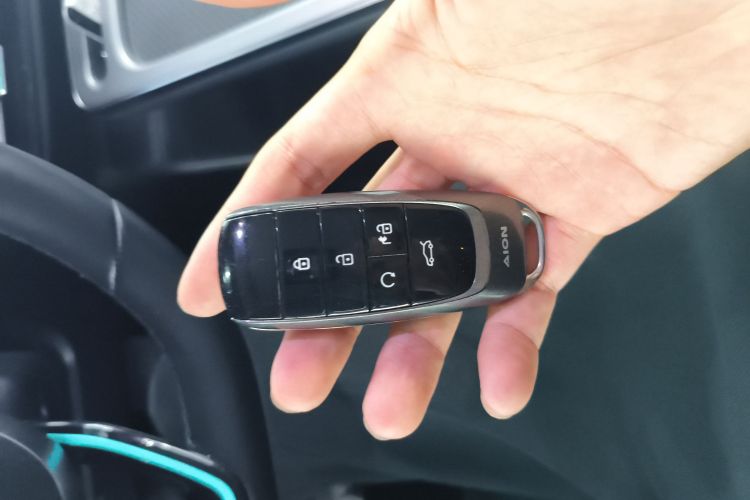 埃安 AION Y 2022款 Plus 80 智驾版中控内饰11