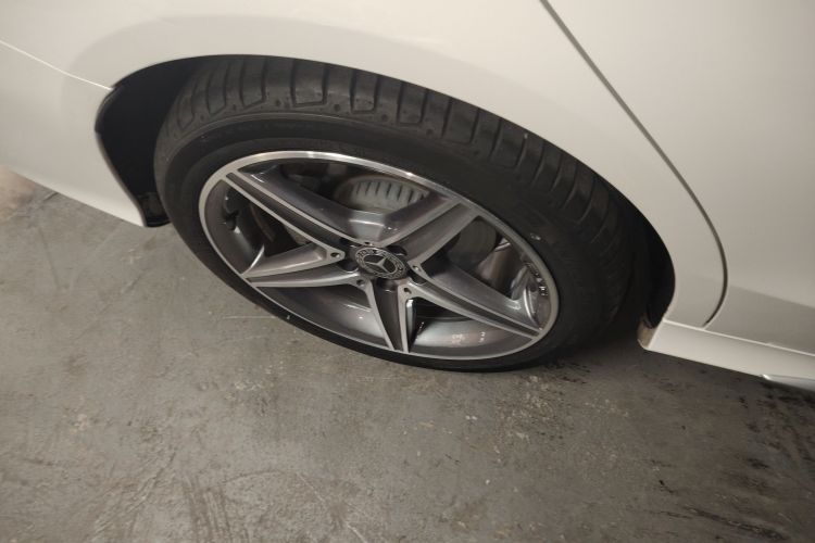 奔驰C级 2019款 改款 C 260 L 4MATIC 运动版车身外观6003