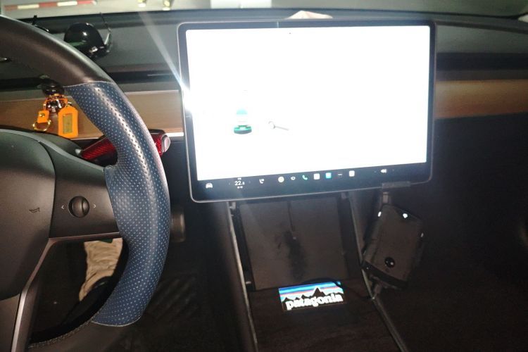 特斯拉 Model 3 2020款 标准续航后驱升级版中控内饰16