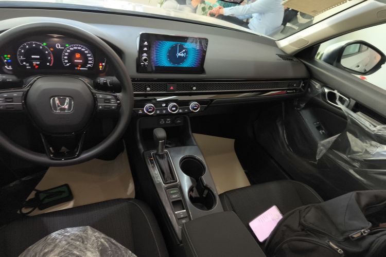 本田 思域 2022款 240TURBO CVT劲动版中控内饰18