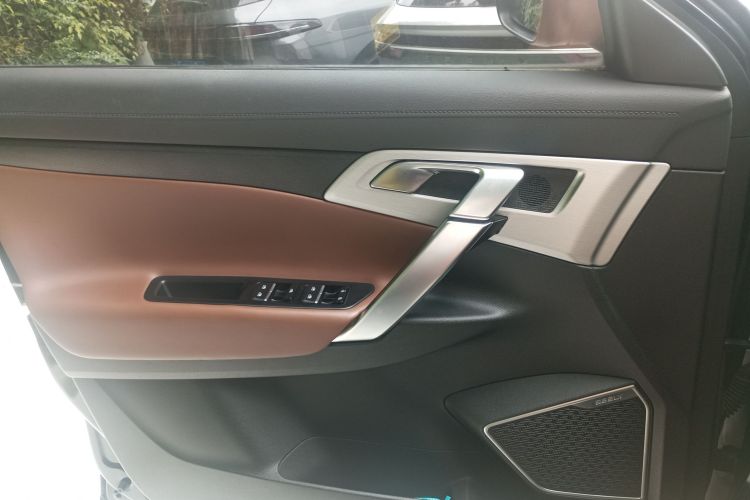 吉利汽车 博越 2016款 1.8TD 自动智尊型中控内饰7007