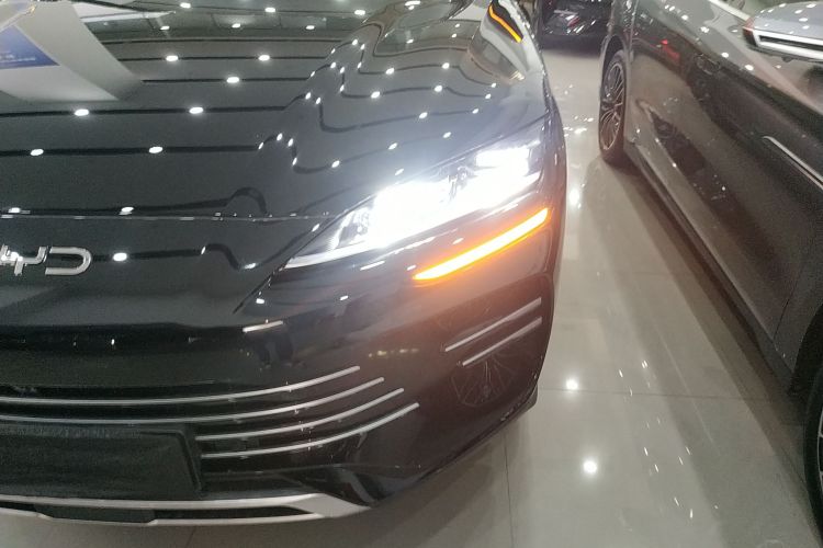 比亚迪 宋PLUS新能源 2025款 DM-i 智驾版 160KM 旗舰型局部细节36