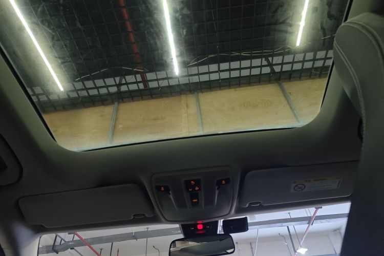 奔驰GLA 2018款 GLA 200 时尚型局部细节22