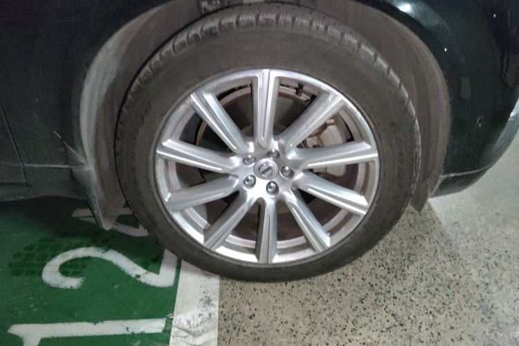 沃尔沃XC90新能源 2018款 E驱混动 T8 智尊版 7座车身外观6007