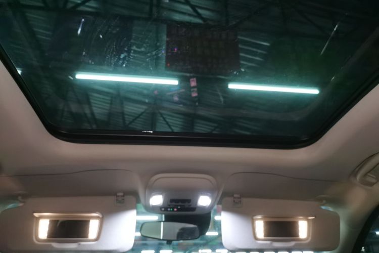 别克 2022款 改款 昂科威S 552T 两驱豪华型中控内饰22