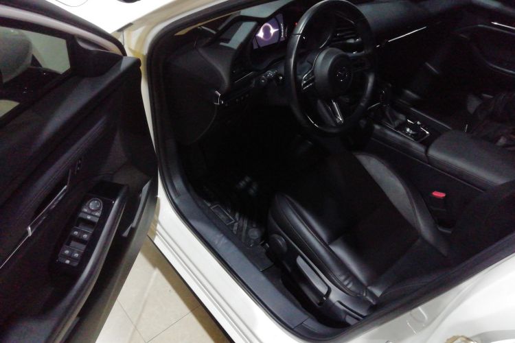 马自达3 昂克赛拉 2022款 2.0L 自动质雅版中控内饰20