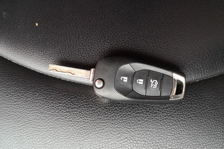 雪佛兰 科鲁兹 2017款 1.5L 自动先锋天窗版中控内饰7001