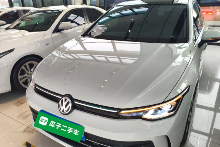 大众 高尔夫 2025款 300TSI Pro车身外观2