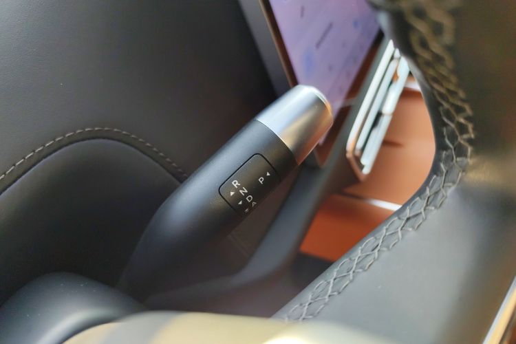 理想汽车 理想L8 2023款 Pro中控内饰18