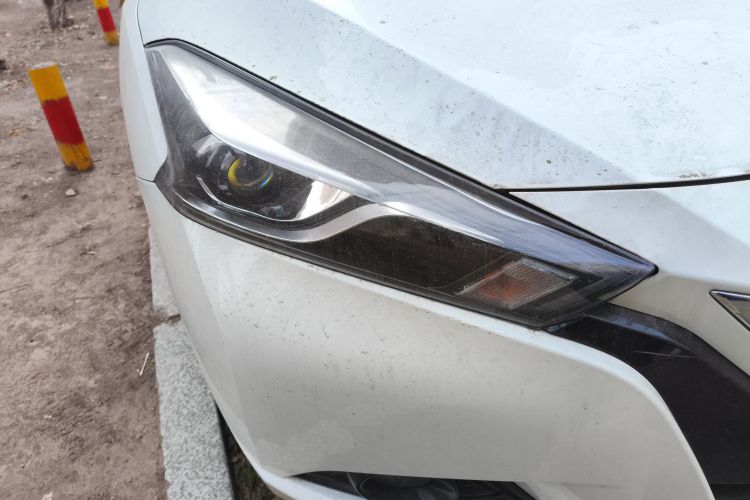 日产 蓝鸟 2016款 1.6L CVT智酷版车身外观8