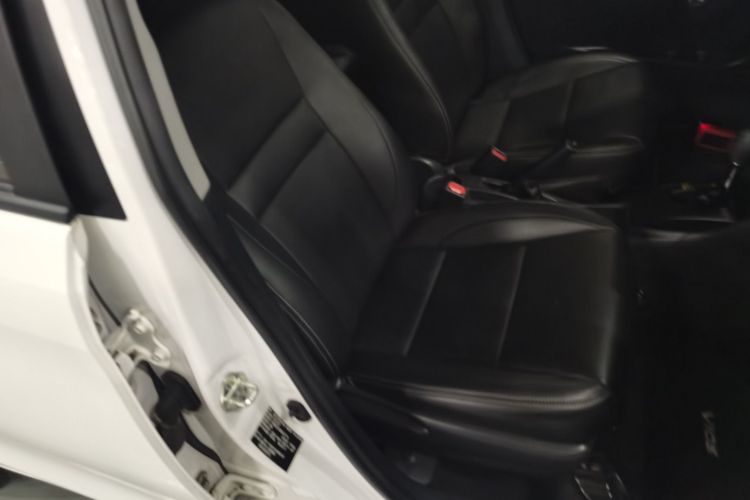 丰田 威驰 2021款 1.5L CVT创行版局部细节41