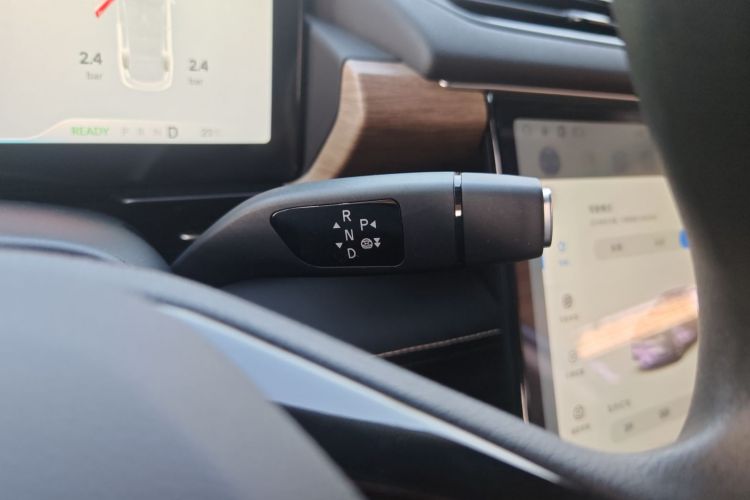 小鹏P5 2024款 500智行版中控内饰18