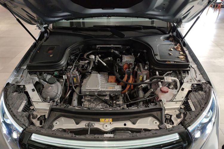 奔驰EQC 2020款 EQC 400 4MATIC 创世代 1886限量版局部细节24