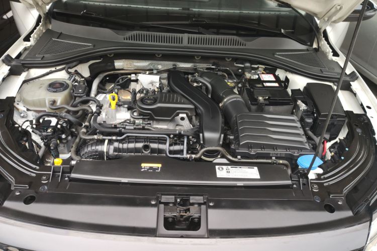 大众 朗逸 2024款 300TSI DSG星空满逸版机舱底盘24