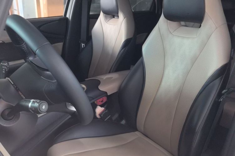 比亚迪 海豚 2023款 420km 时尚版中控内饰19