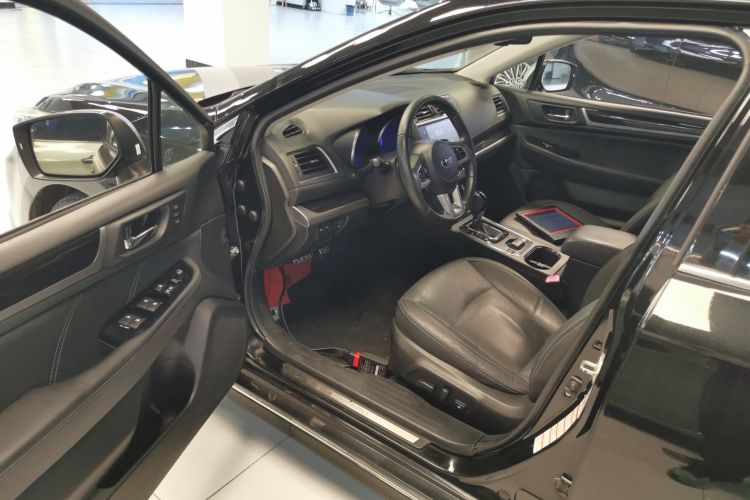 斯巴鲁 力狮 2016款 2.0DIT 全驱极致版中控内饰20