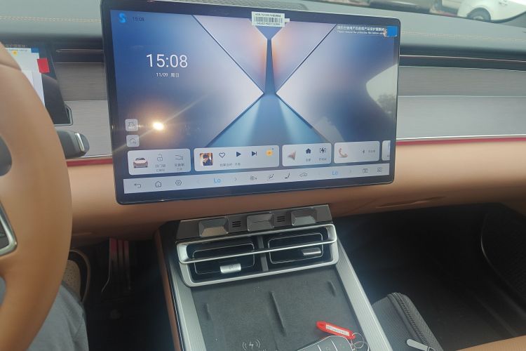 比亚迪 汉L 2025款 DM-p 四驱激光雷达旗舰型局部细节16