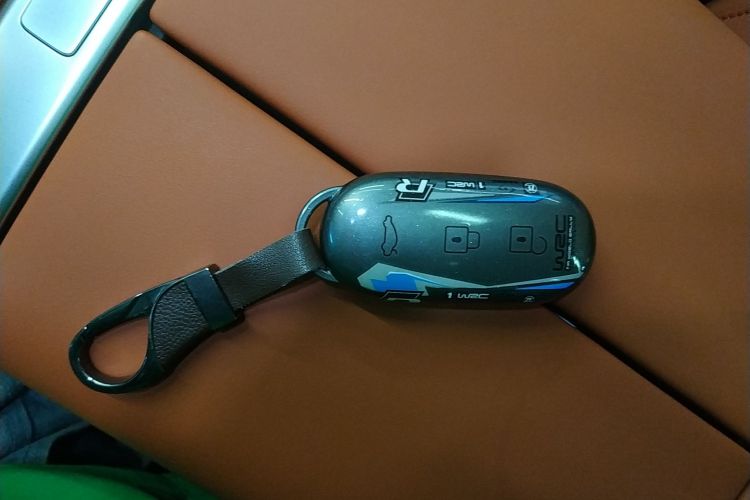 理想汽车 理想L9 2023款 Pro中控内饰11