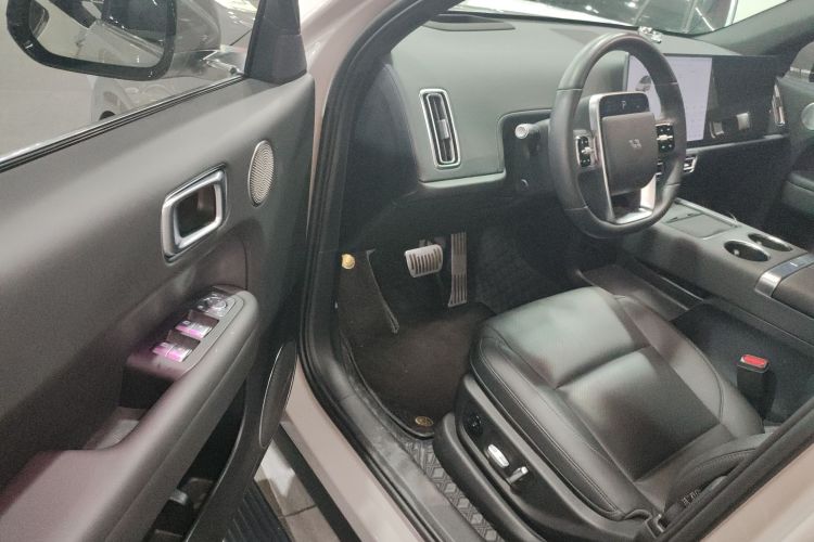 理想汽车 理想L6 2024款 Pro中控内饰20