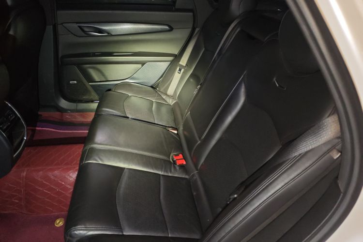 凯迪拉克CT6 2019款 28T 豪华型中控内饰21