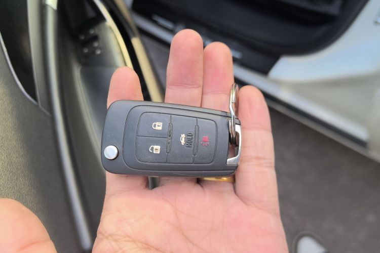 别克 君威 2015款 1.6T 时尚技术型中控内饰11