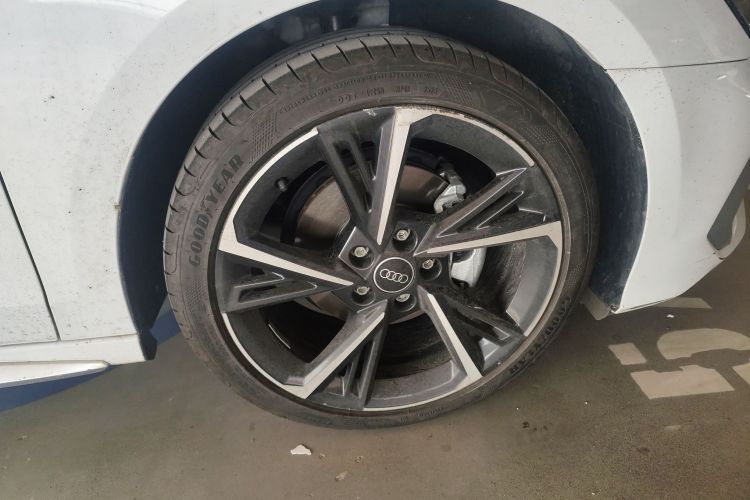 奥迪A3 2023款 改款 Sportback 35 TFSI 时尚运动型车身外观10