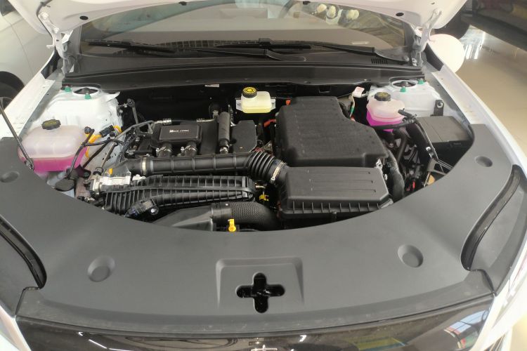 比亚迪 秦PLUS 2025款 DM-i 智驾版 128KM进取型局部细节24