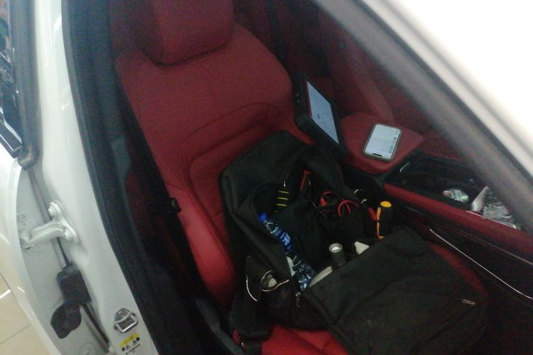 捷豹F-PACE 2024款 P250 R-Dynamic SE局部细节41