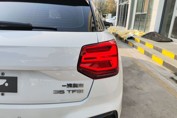 奥迪Q2L 2022款 35 TFSI 进取动感型车身外观6006