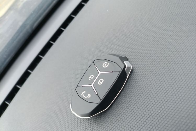 领克02 2020款 1.5T DCT两驱耀版中控内饰7001