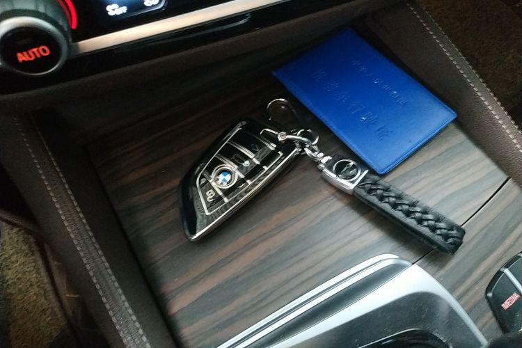 宝马5系 2021款 530Li 领先型 豪华套装中控内饰11