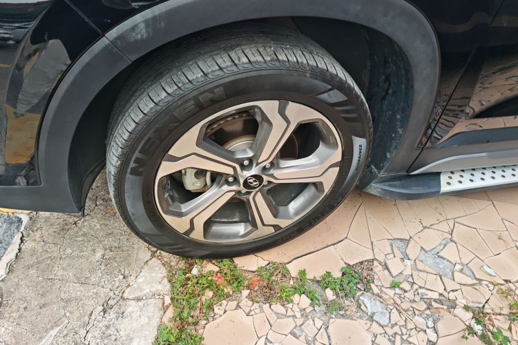 现代 胜达 2023款 旅行家 380T GDi 自动两驱GLX精英版车身外观6007