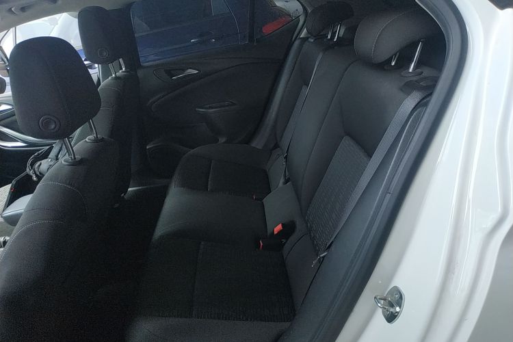 别克 威朗 2019款 两厢 15S 自动进取型中控内饰21