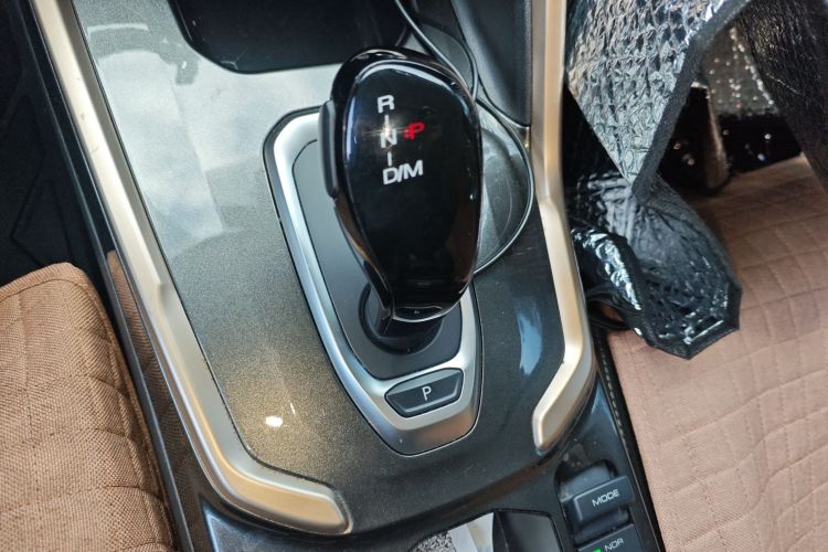 哈弗H6 2019款 1.5GDIT 自动都市版 国VI中控内饰18