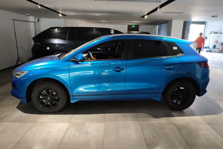 比亚迪e2 2020款 升级版 高续航版 豪华型车身外观4