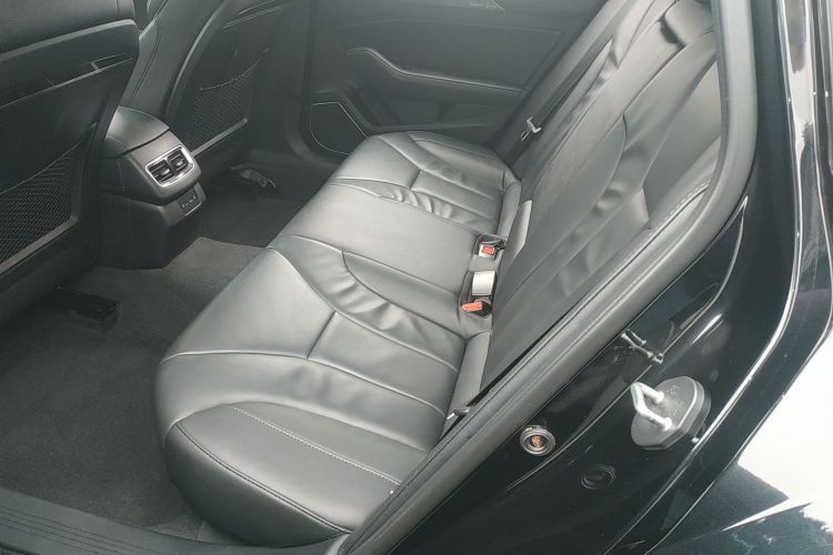 红旗H5 2020款 1.5T DCT旗韵版中控内饰7004