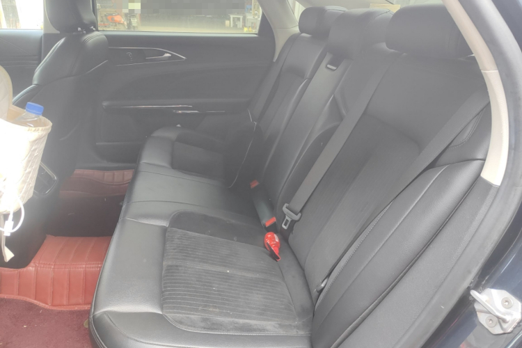 福特 金牛座 2019款 EcoBoost 245 悦享版中控内饰21