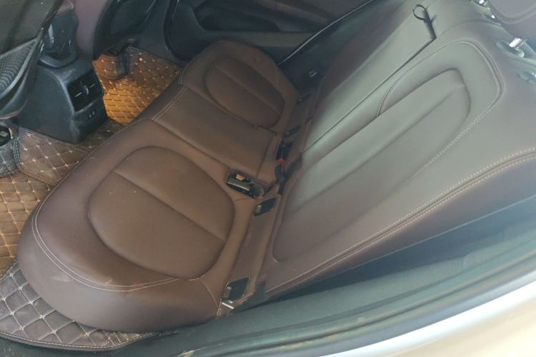 宝马X2 2020款 sDrive20i M越野套装中控内饰21